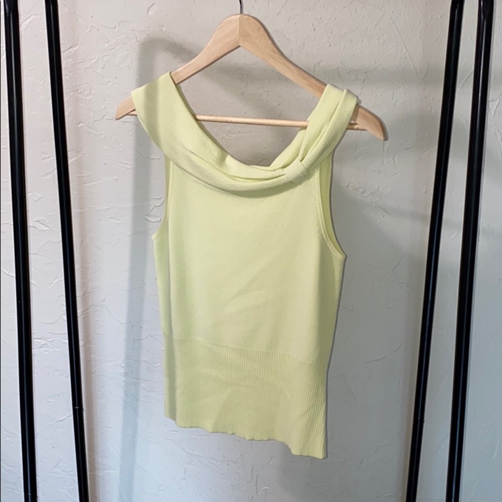 NWTO Melon off shoulder sweater 🍈